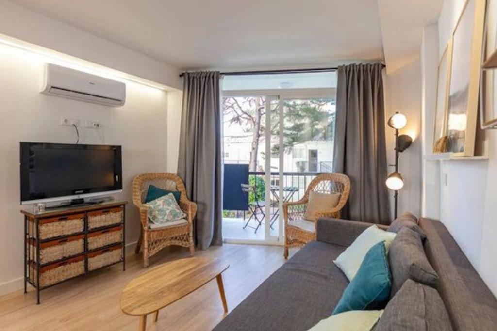 Playa Carihuela By Hdc Apartments Torremolinos Exterior foto
