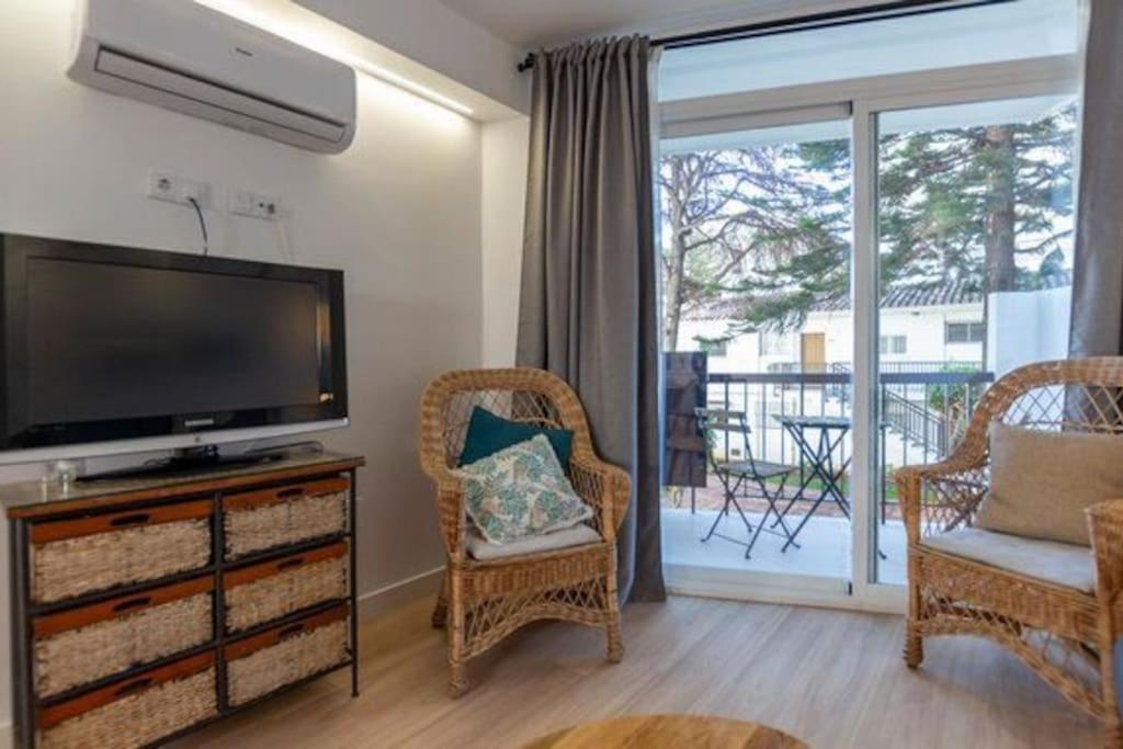 Playa Carihuela By Hdc Apartments Torremolinos Exterior foto