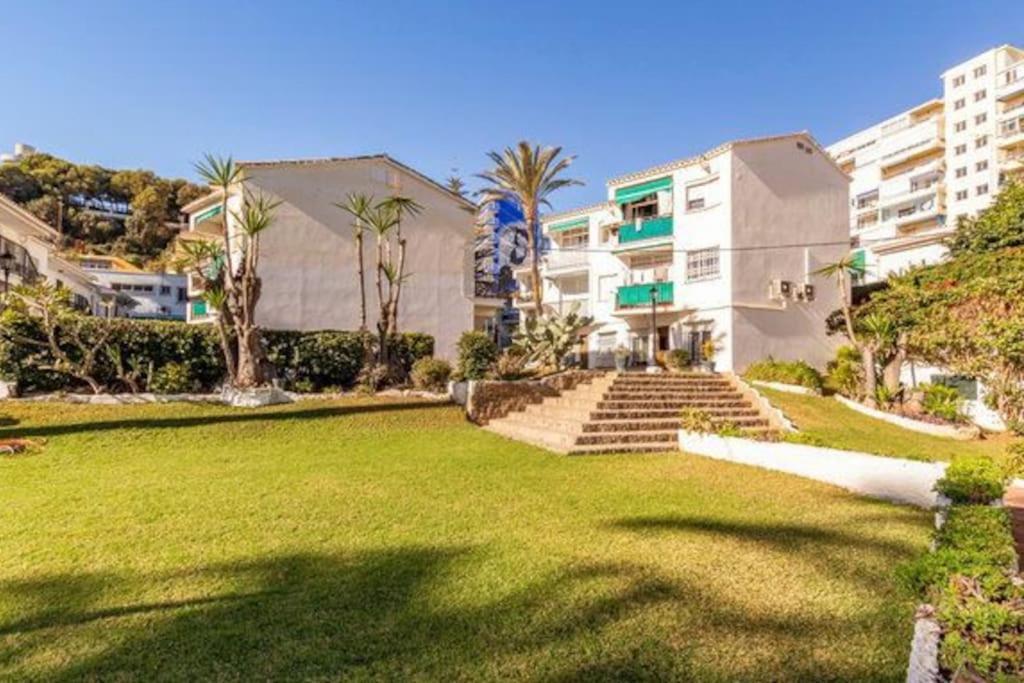 Playa Carihuela By Hdc Apartments Torremolinos Exterior foto